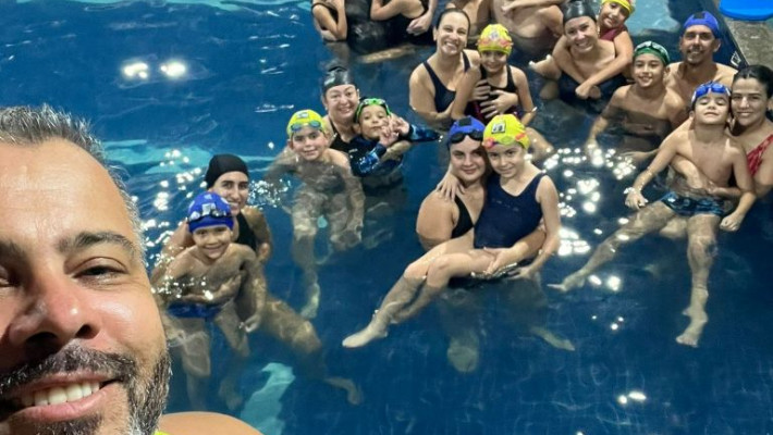 NATAÇÃO INFANTIL COM OS PAIS – AABB
