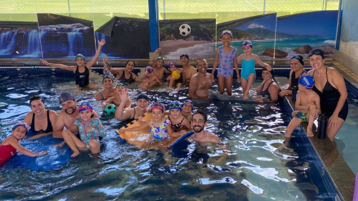 NATAÇÃO INFANTIL COM OS PAIS – AABB