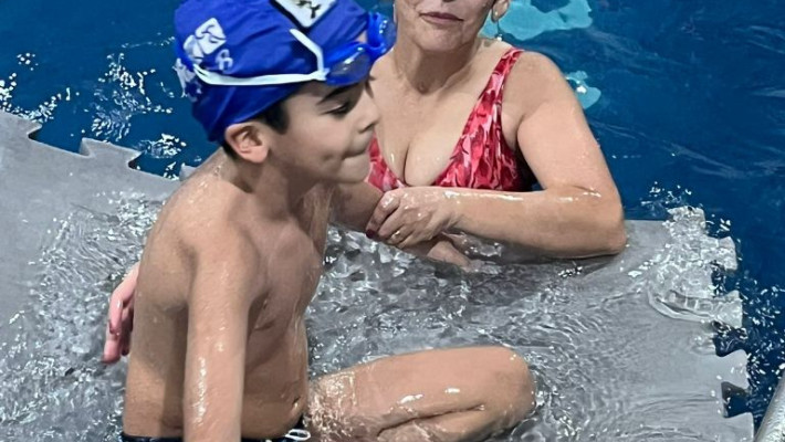 NATAÇÃO INFANTIL COM OS PAIS – AABB