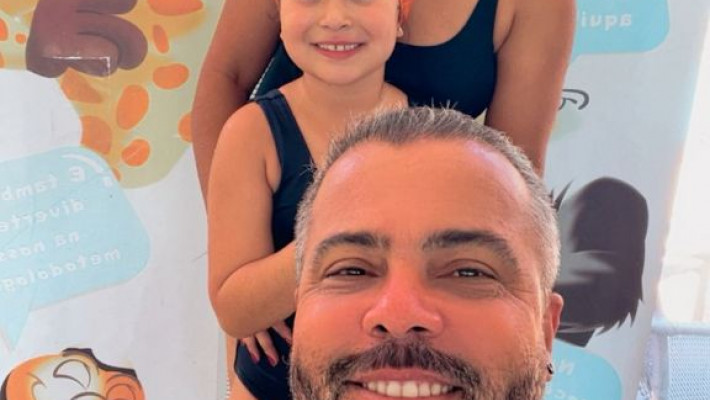 NATAÇÃO INFANTIL COM OS PAIS – AABB