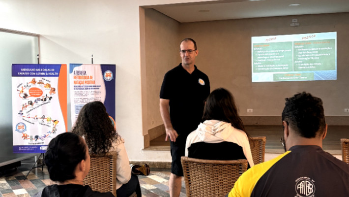 TREINAMENTO NATAÇÃO – PROFESSORES AABB