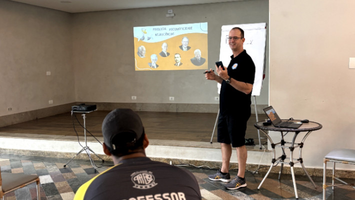 TREINAMENTO NATAÇÃO – PROFESSORES AABB