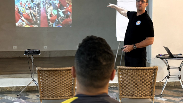 TREINAMENTO NATAÇÃO – PROFESSORES AABB