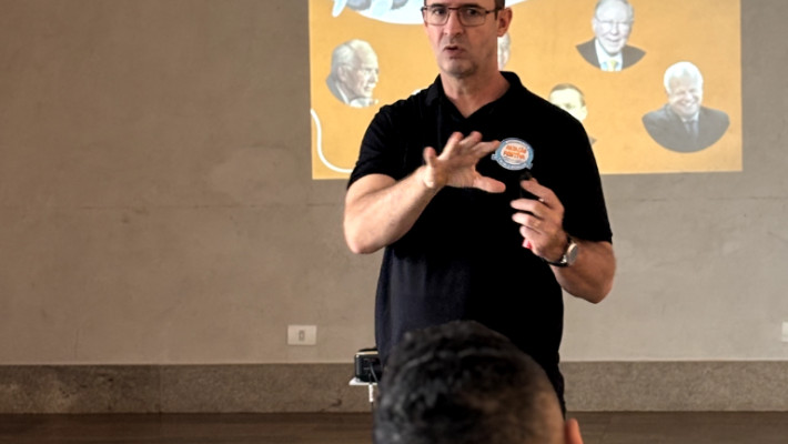 TREINAMENTO NATAÇÃO – PROFESSORES AABB