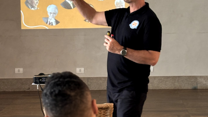 TREINAMENTO NATAÇÃO – PROFESSORES AABB