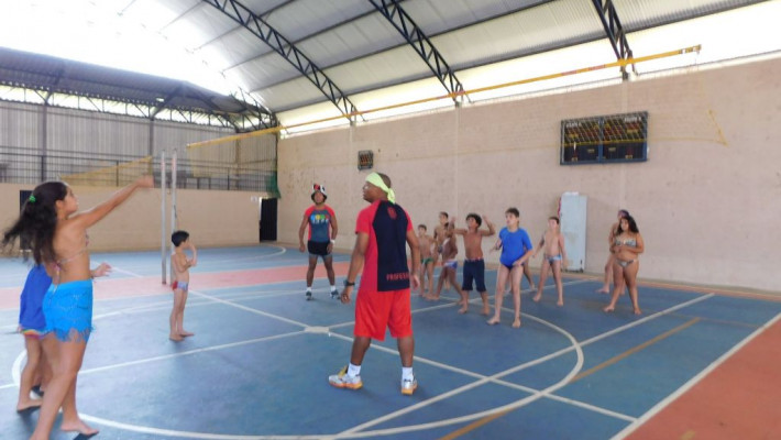 COLÔNIA DE FÉRIAS NA AABB