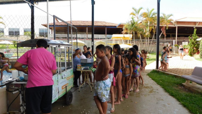 COLÔNIA DE FÉRIAS NA AABB