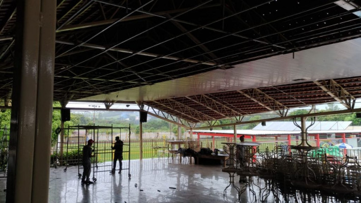 PREPARATIVOS PARA O NATAL