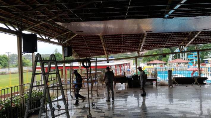 PREPARATIVOS PARA O NATAL