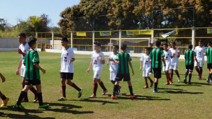 Festa dos bancários e inauguração Escolinha do América