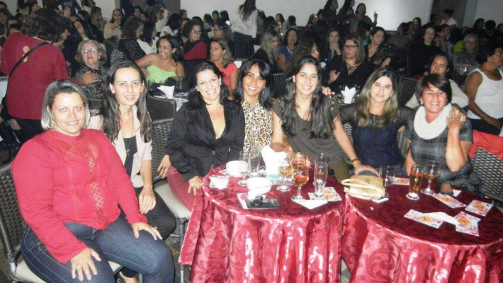 DIA DAS MÃES – AABB