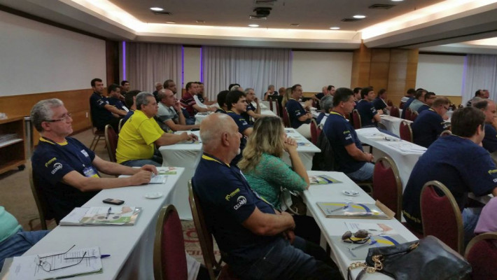 PRESIDENTE AABB PARÁ DE MINAS FAZ CURSO EM BH