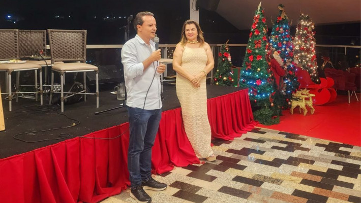 CONFRATERNIZAÇÃO NATAL FUNCIONÁRIOS