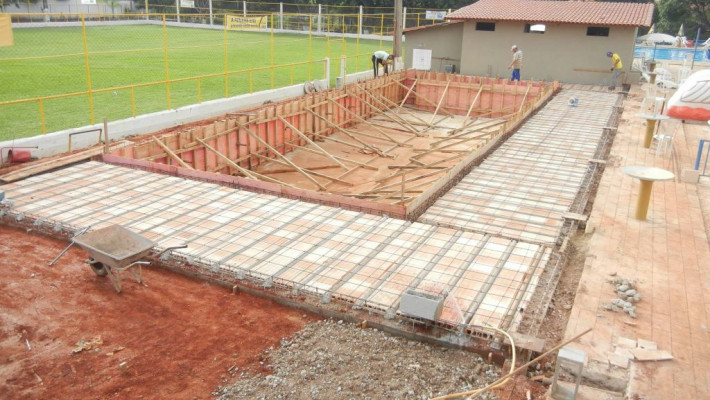 INAUGURAÇÃO DA PISCINA AQUECIDA