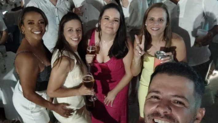 REVEILLON AABB