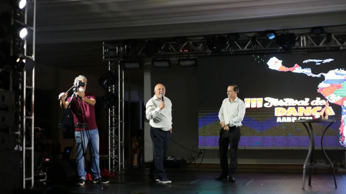 III FESTIVAL DE DANÇA – AABB