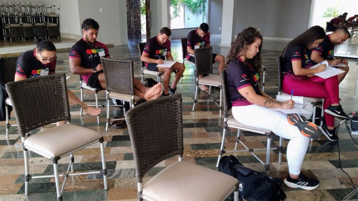 TREINAMENTO DE NATAÇÃO PARA PROFESSORES