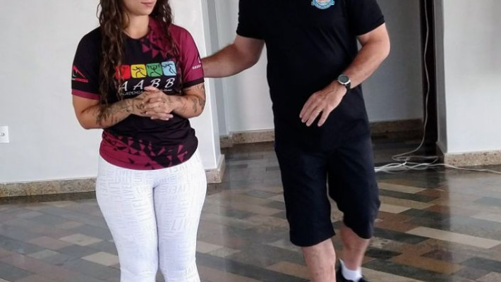 TREINAMENTO DE NATAÇÃO PARA PROFESSORES