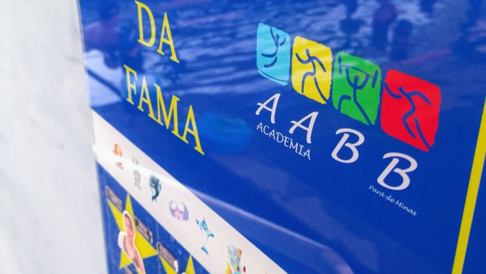 TREINAMENTO DE NATAÇÃO PARA PROFESSORES