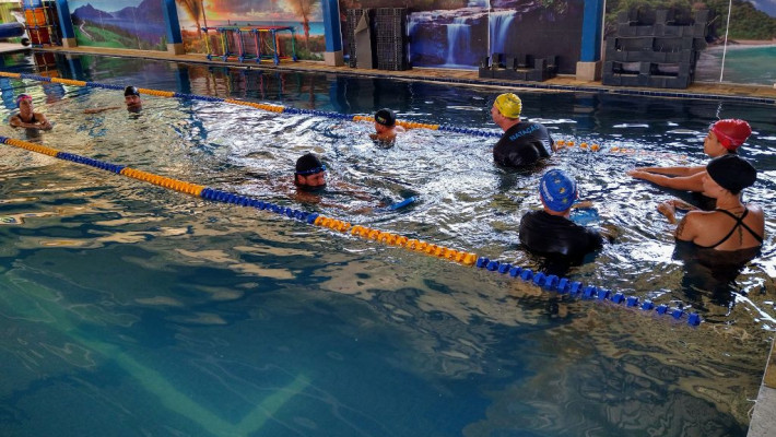 TREINAMENTO DE NATAÇÃO PARA PROFESSORES