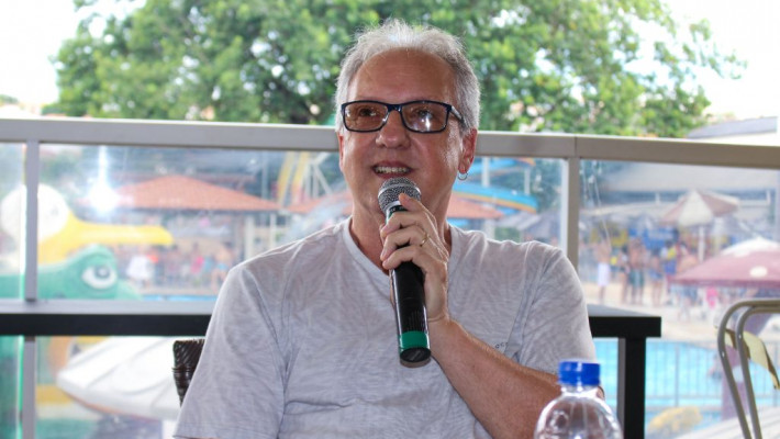 Karaokê Premiado abre Projeto Verão da AABB