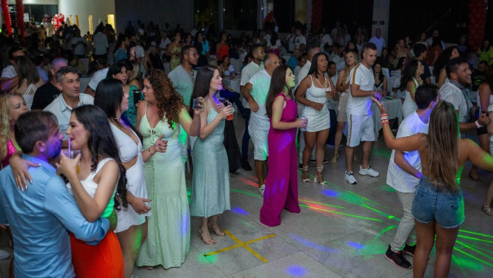 REVEILLON 2022/2023 – AABB