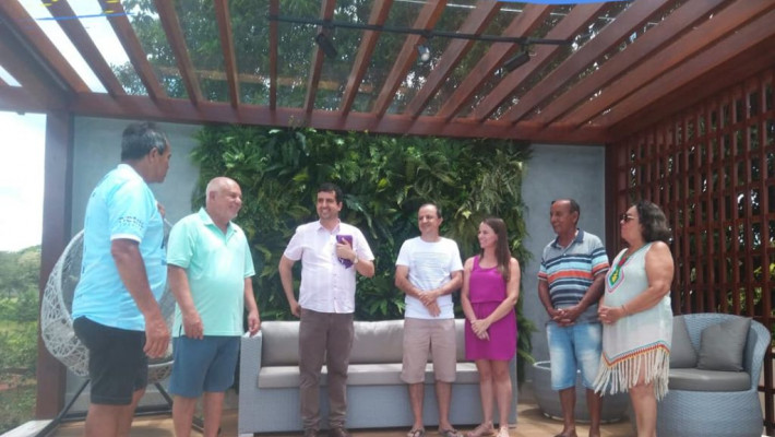 CONFRATERNIZAÇÃO DOS SÓCIOS e INAUGURAÇÃO DO NOVO PALCO NA ÁREA DA PISCINA