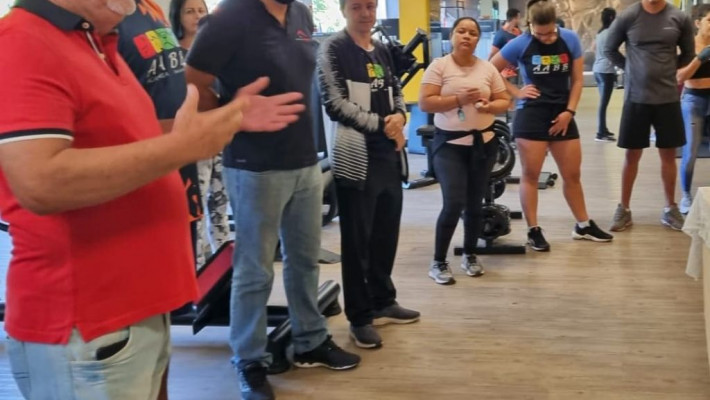 NOVO APARELHO DA ACADEMIA