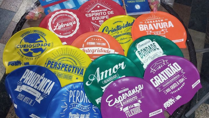 Metododologia de Natação Positiva.